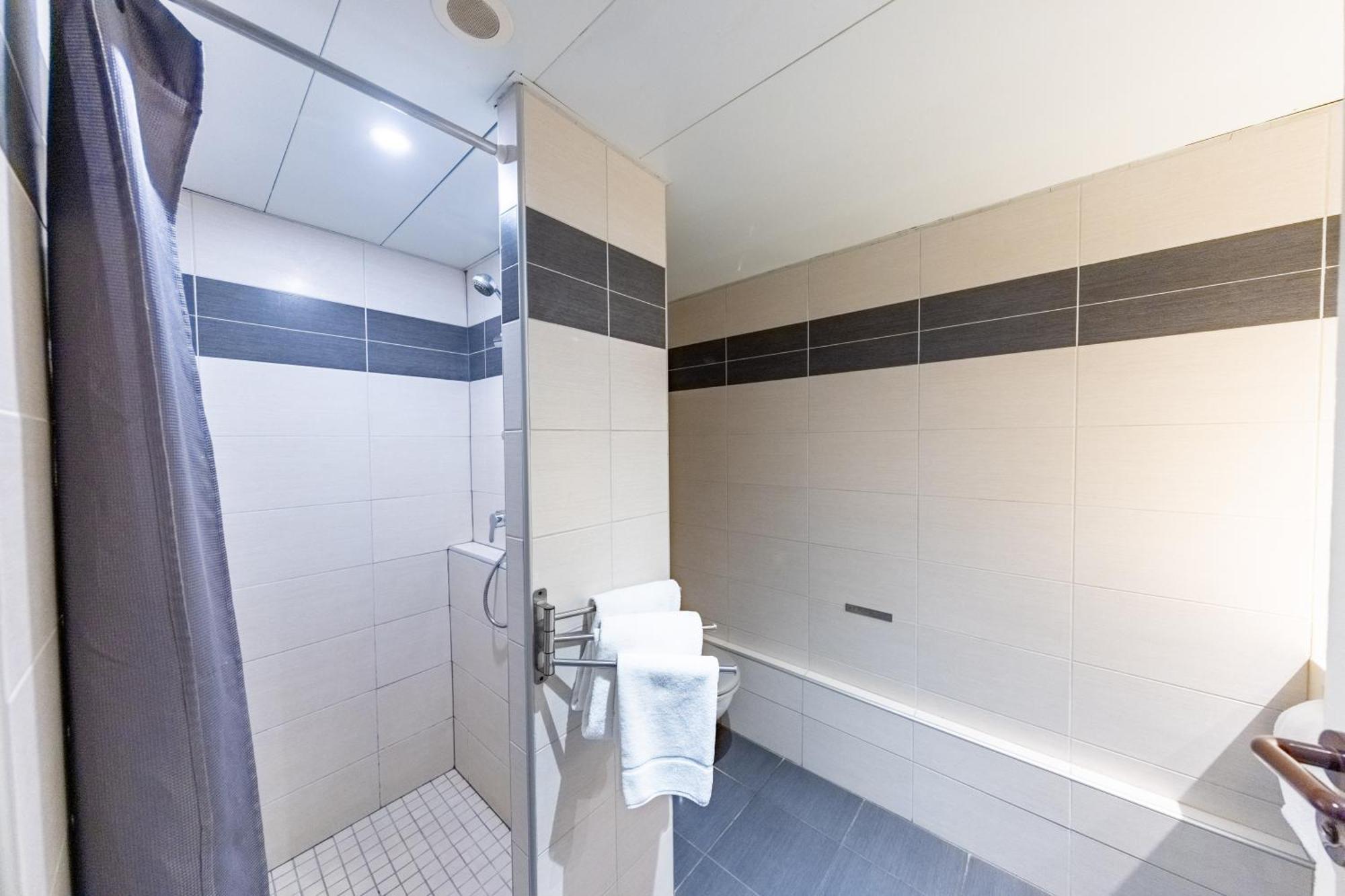 Hotel Princes De Catalogne Колюр Екстериор снимка